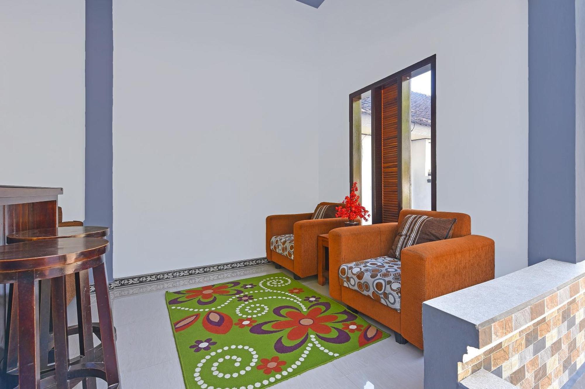 Oyo 91192 Homestay Antara Gilimanuk Eksteriør bilde