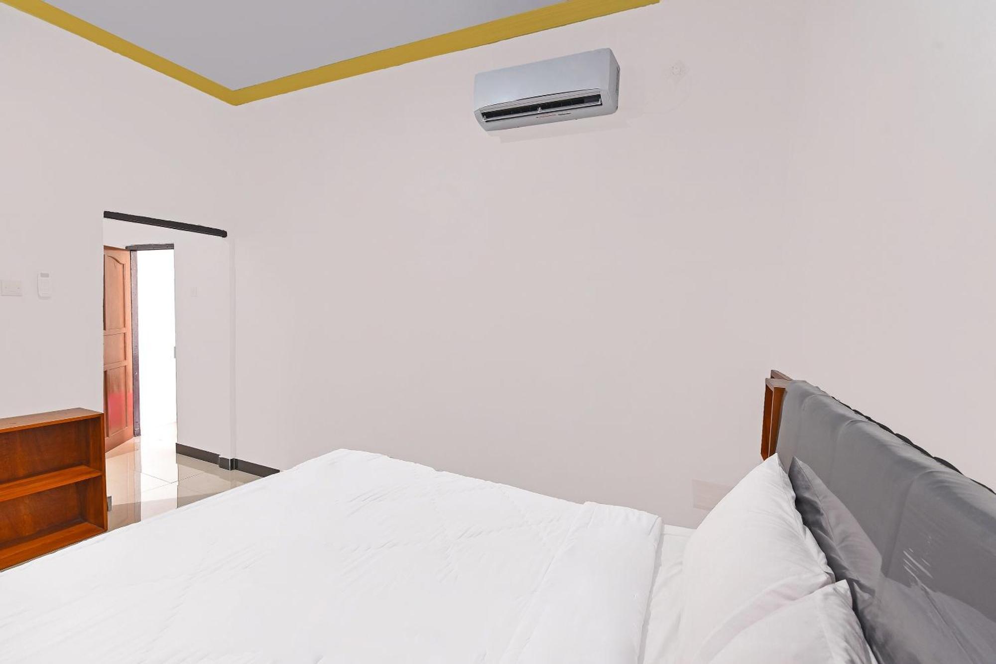 Oyo 91192 Homestay Antara Gilimanuk Eksteriør bilde